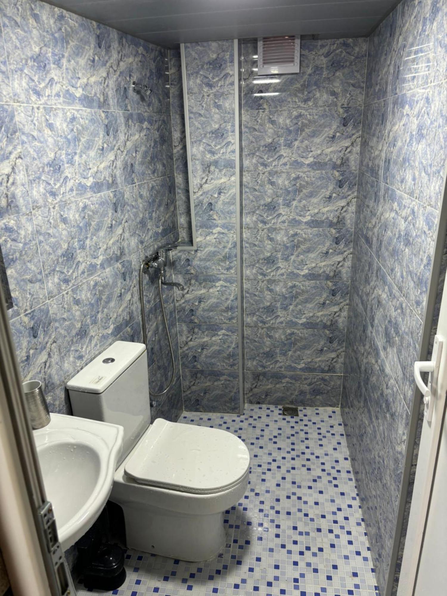 Downtown Guest House Κουτάισι Εξωτερικό φωτογραφία
