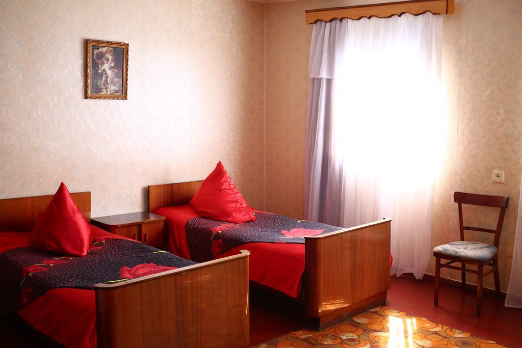 Downtown Guest House Κουτάισι Εξωτερικό φωτογραφία