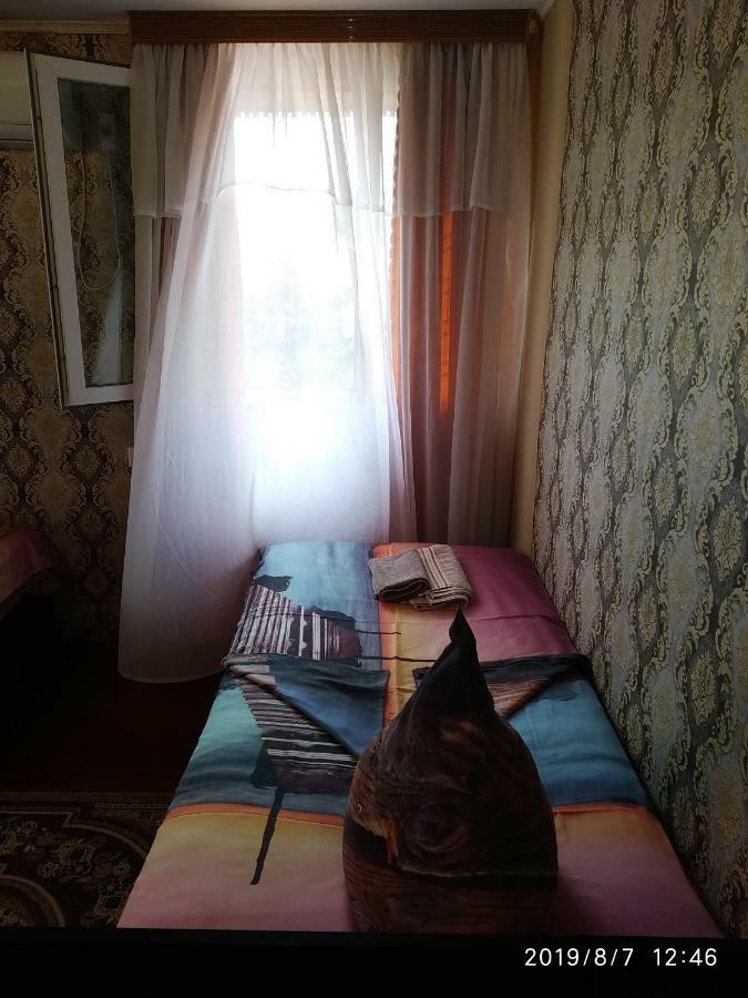 Downtown Guest House Κουτάισι Εξωτερικό φωτογραφία