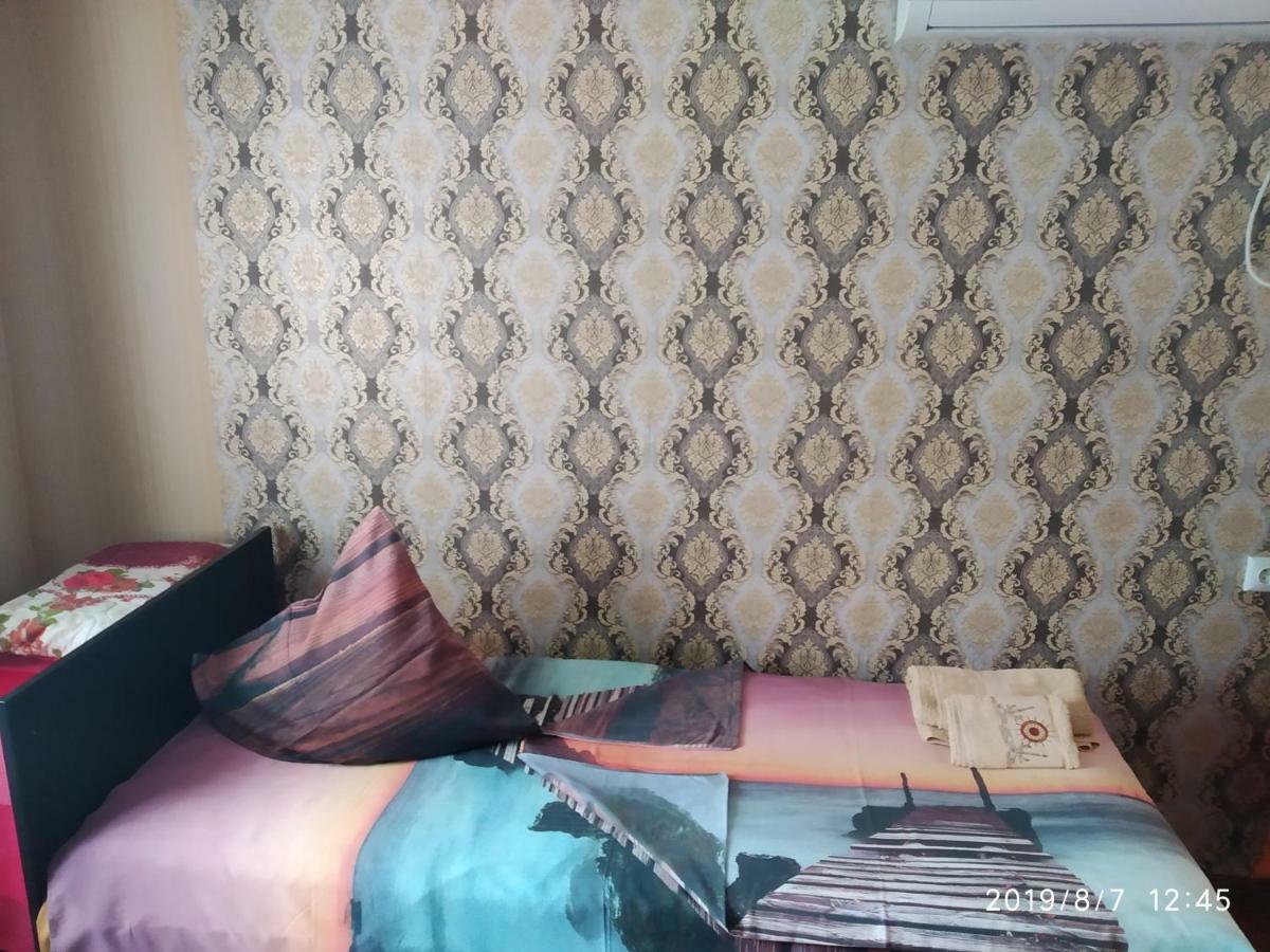 Downtown Guest House Κουτάισι Εξωτερικό φωτογραφία